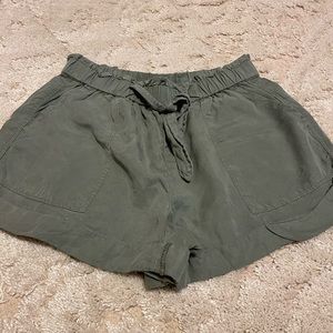 Aerie camp short